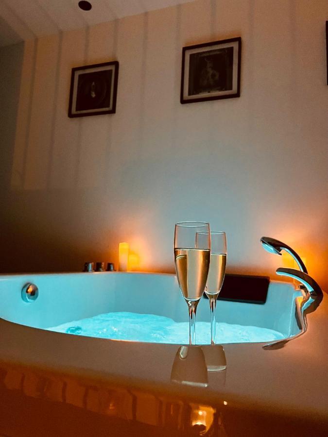 Entre Nous Le Du Bellay Lägenhet Saumur Exteriör bild